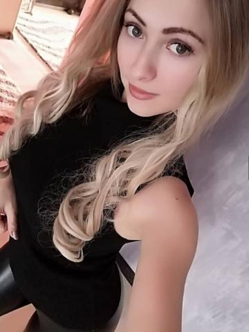 Айнура Привлекательная Блондинка фото 2